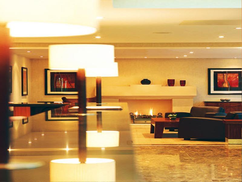 Regency Park Hotel, Health Club & Spa Thatcham Eksteriør bilde