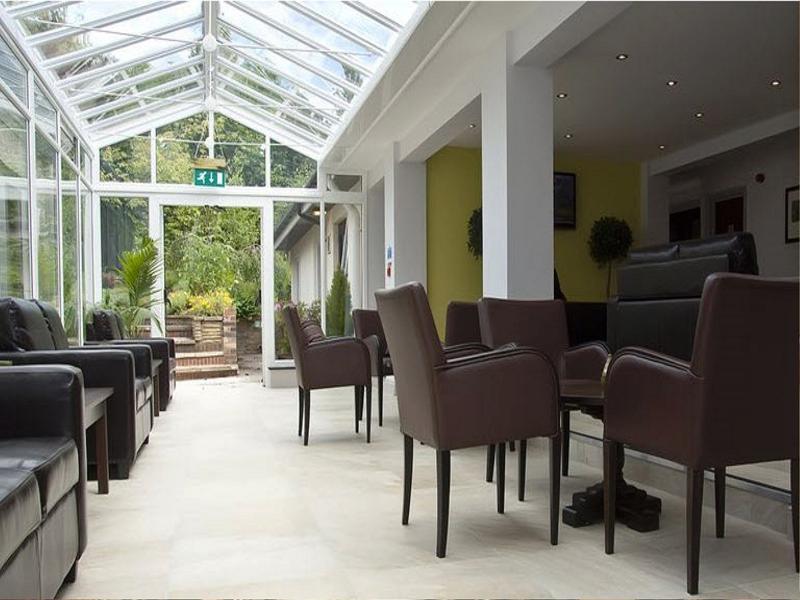Regency Park Hotel, Health Club & Spa Thatcham Eksteriør bilde