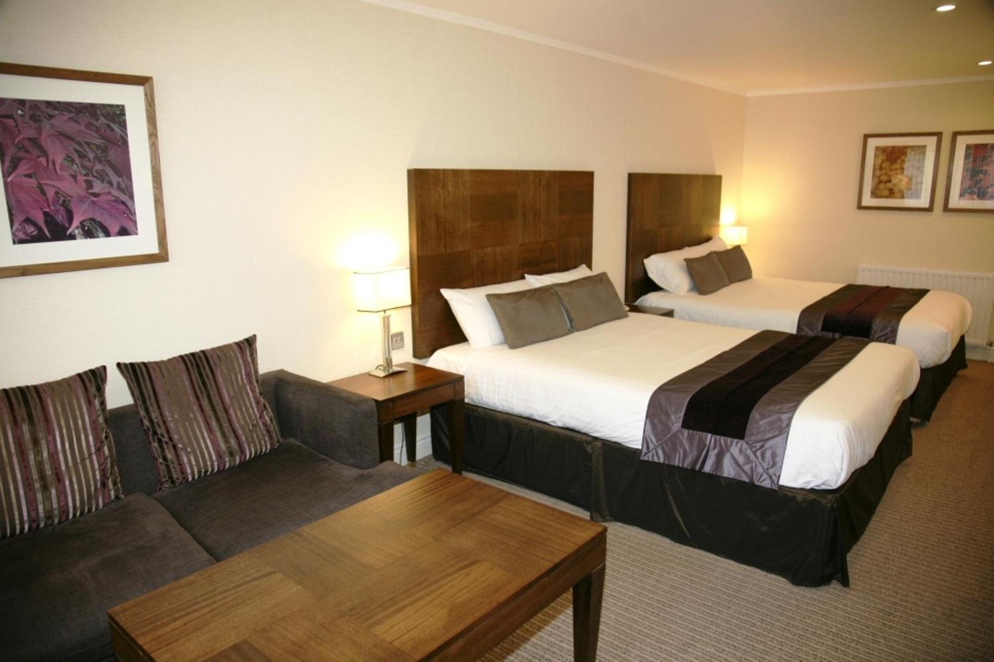 Regency Park Hotel, Health Club & Spa Thatcham Eksteriør bilde