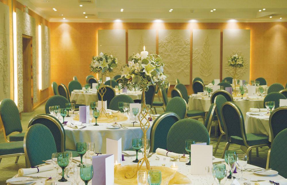 Regency Park Hotel, Health Club & Spa Thatcham Eksteriør bilde
