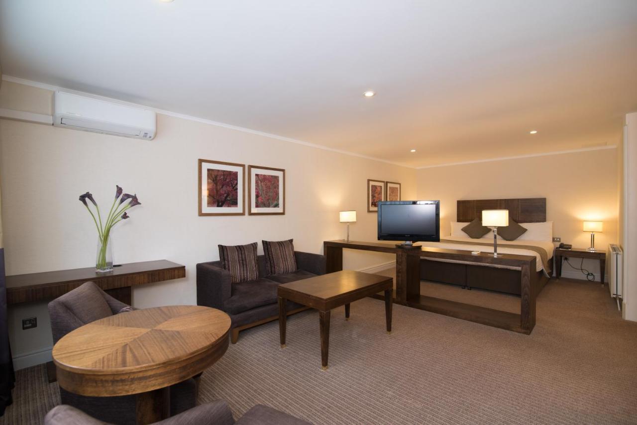 Regency Park Hotel, Health Club & Spa Thatcham Eksteriør bilde